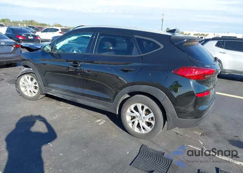 2021 Hyundai Tucson Value z USA, uszkodzony, nr VIN KM8J33A49MU302976
